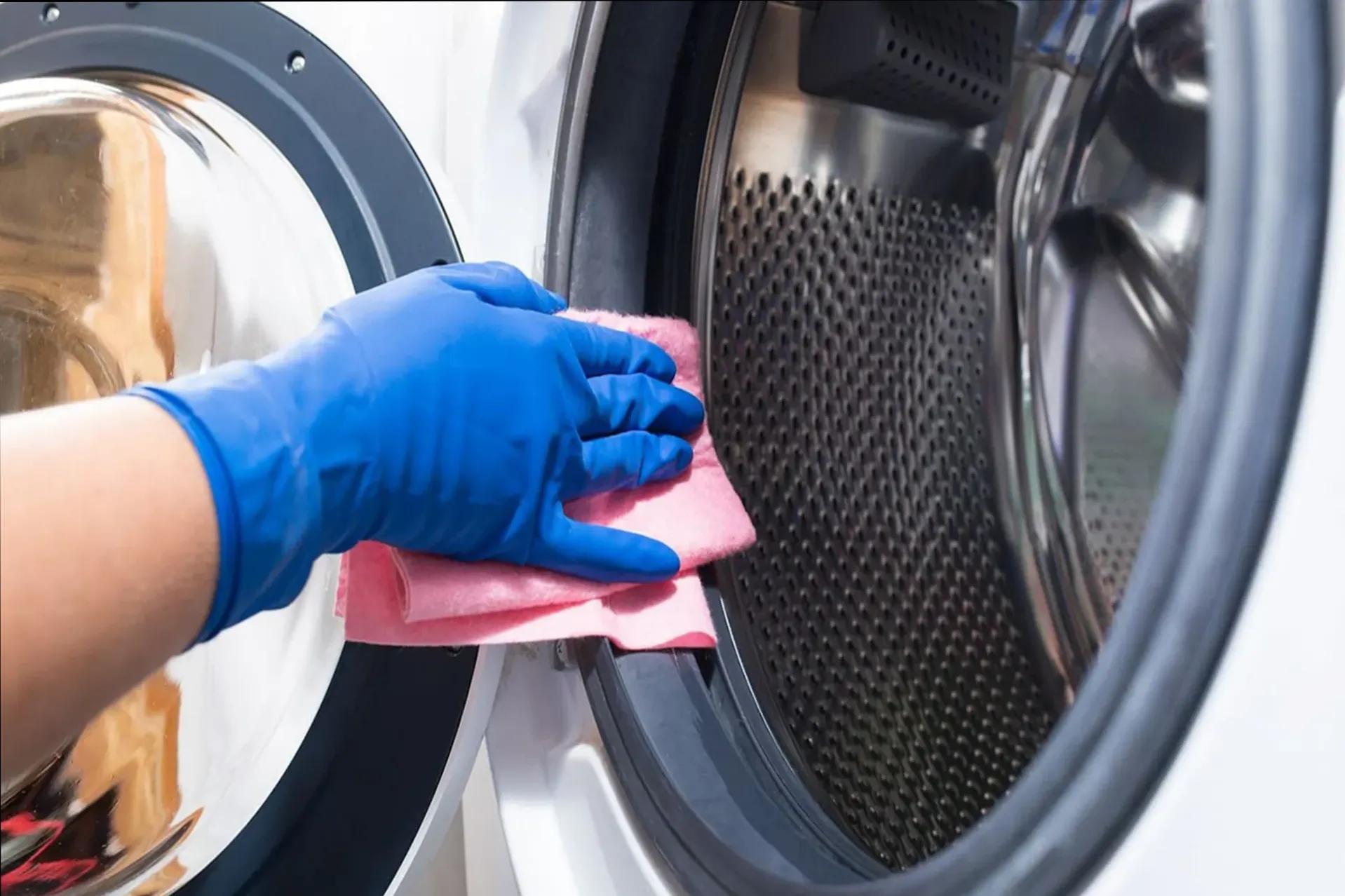 ترفند جرم گیری ماشین لباسشویی | با این روش ماشین لباسشویی مثل روز اول تمیز می‌شه! +ویدئو
