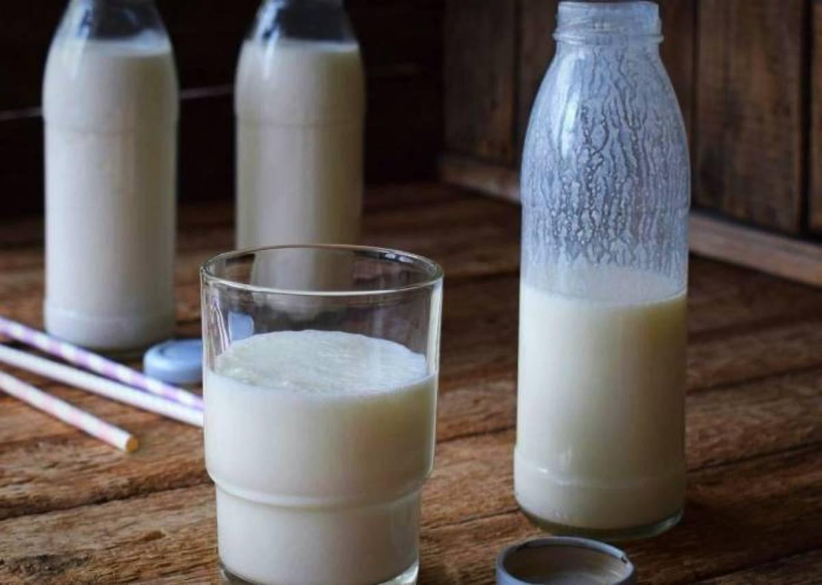 شیر فاسد را اصلا دور نریزید | چرا تا الان نمی‌دانستیم شیر فاسد این همه به درد می‌خورد؟