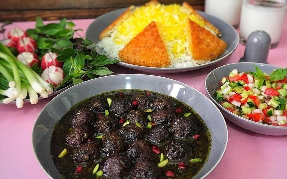 ترفند تهیه خورش داوود پاشا | یک خورش ساده و متفاوت برای دورهمی‌ها +ویدئو